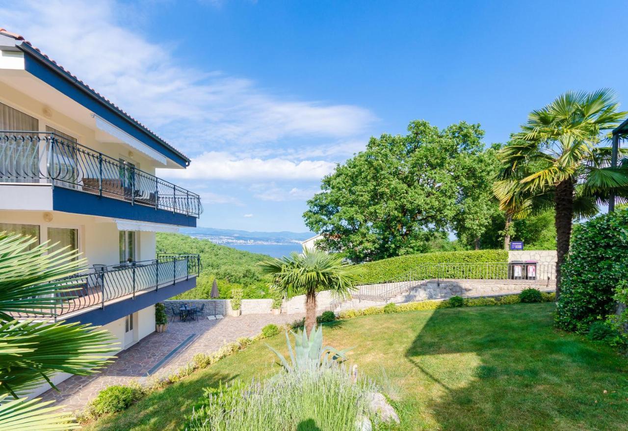 Apartments Marijana Ičići Extérieur photo