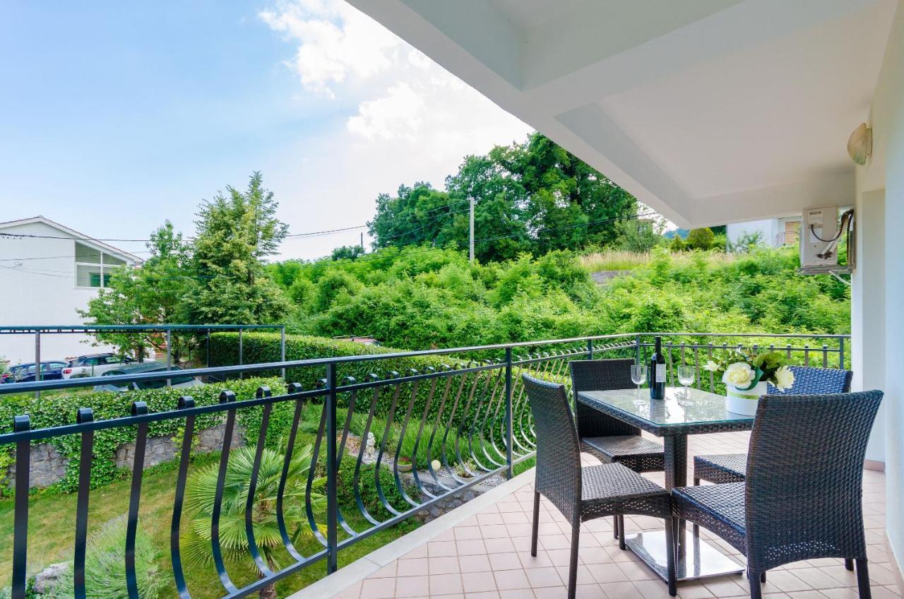 Apartments Marijana Ičići Extérieur photo
