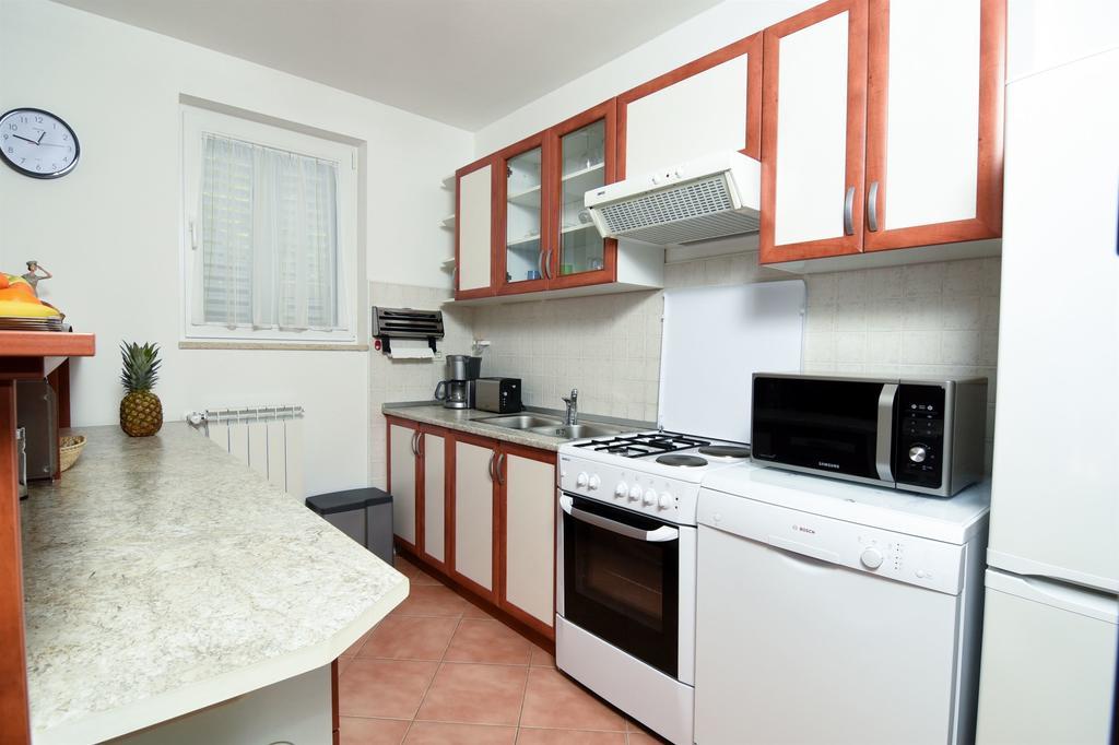 Apartments Marijana Ičići Extérieur photo